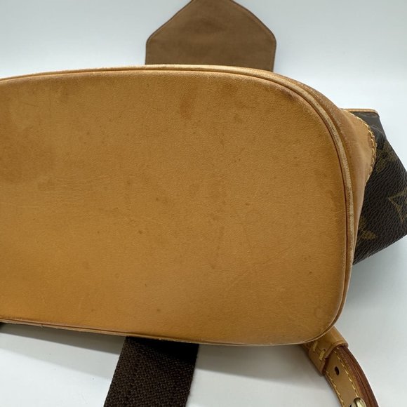 LOUIS VUITTON Brown Monogram Backpack - Picture 4 of 12